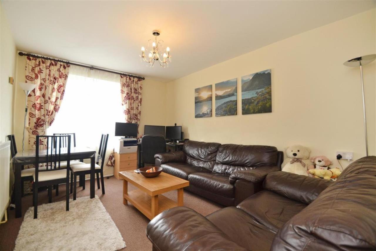Lovely One-Bed Apartment To Rent In London Eksteriør bilde